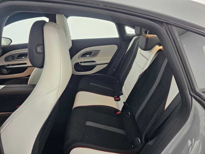 2027 Mercedes-Benz CLA 220 Hybrid FWD