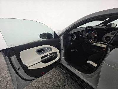 2027 Mercedes-Benz CLA 220 Hybrid FWD