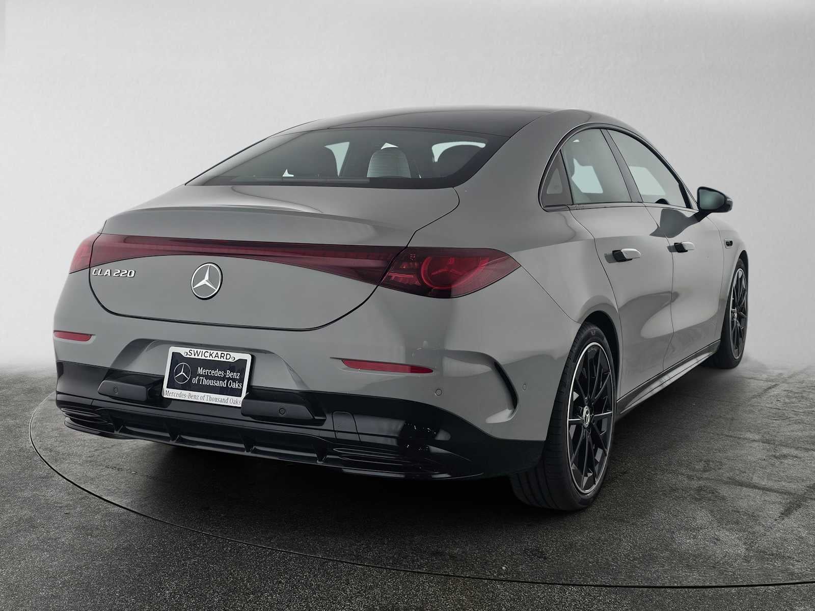 2027 Mercedes-Benz CLA 220 Hybrid FWD