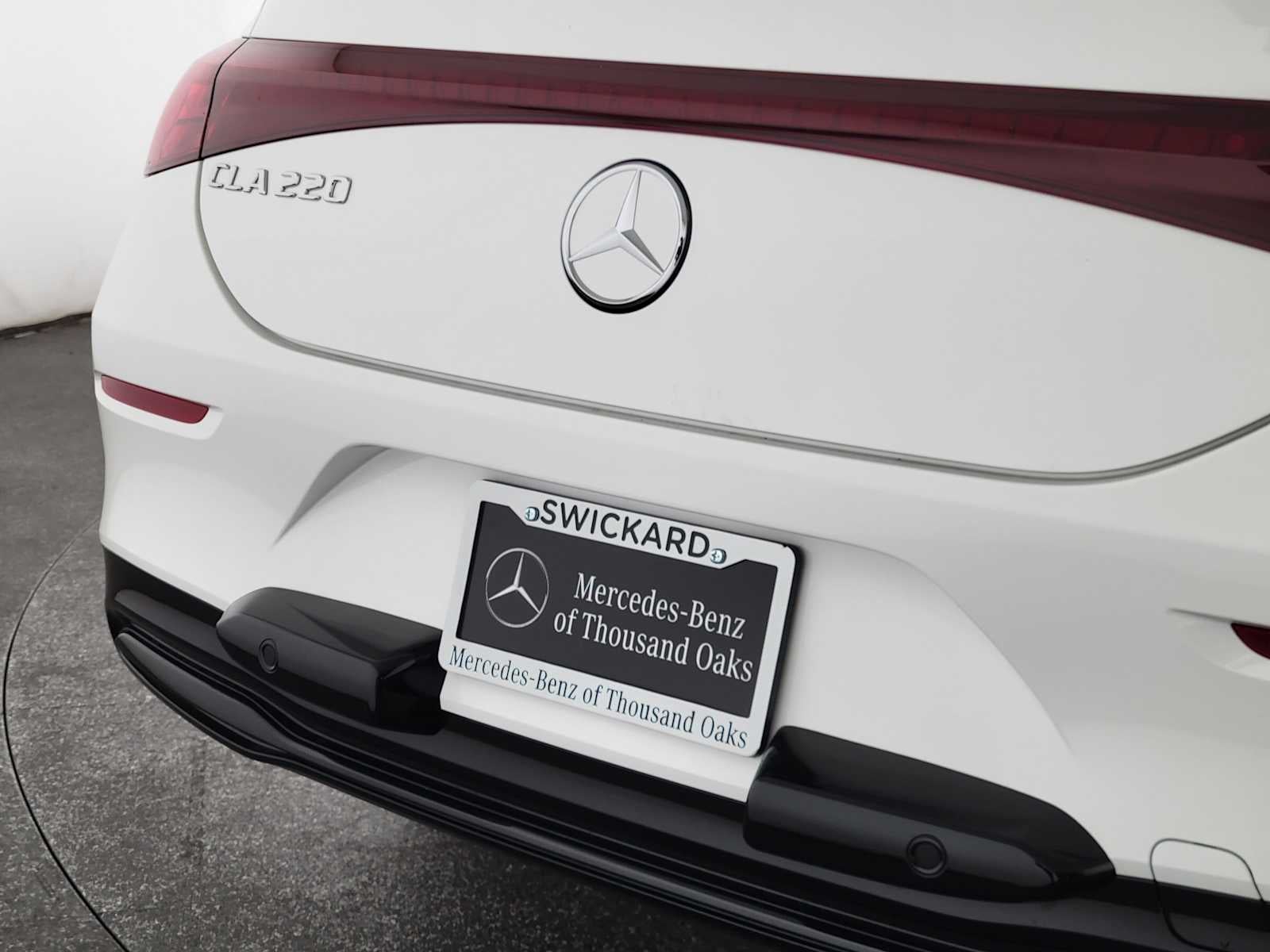 2027 Mercedes-Benz CLA 220 Hybrid FWD