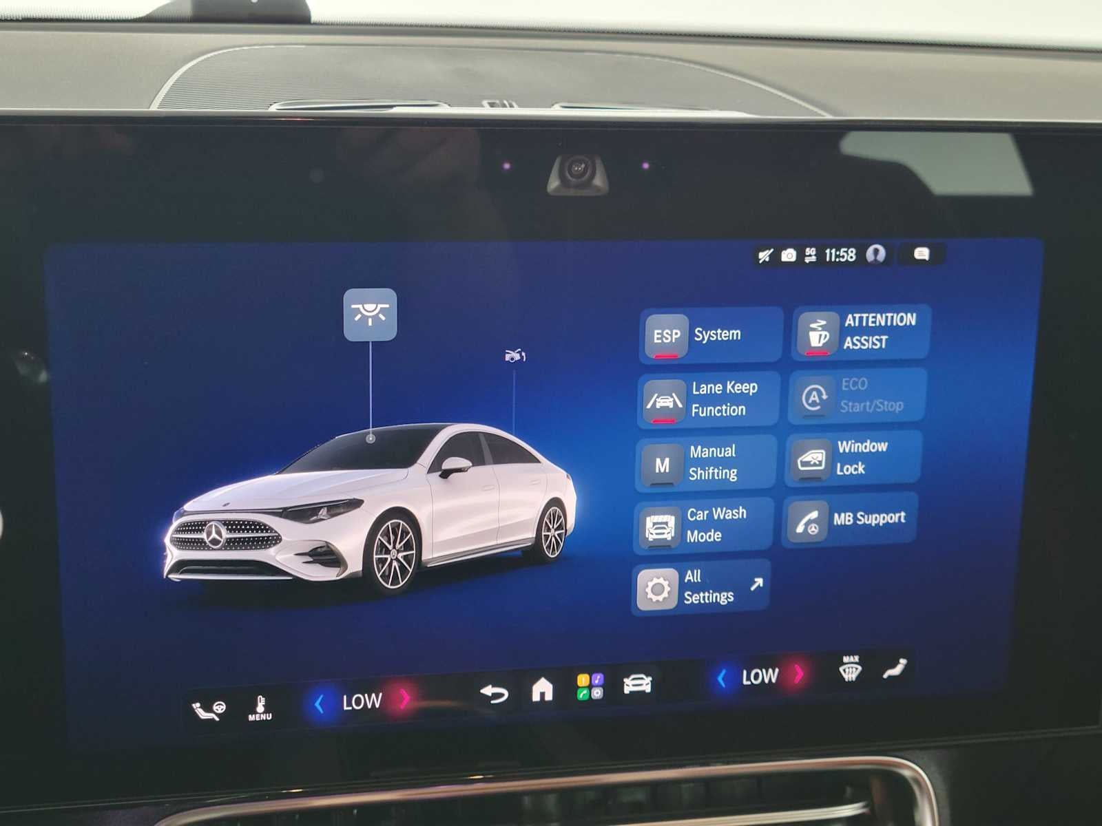 2027 Mercedes-Benz CLA 220 Hybrid FWD