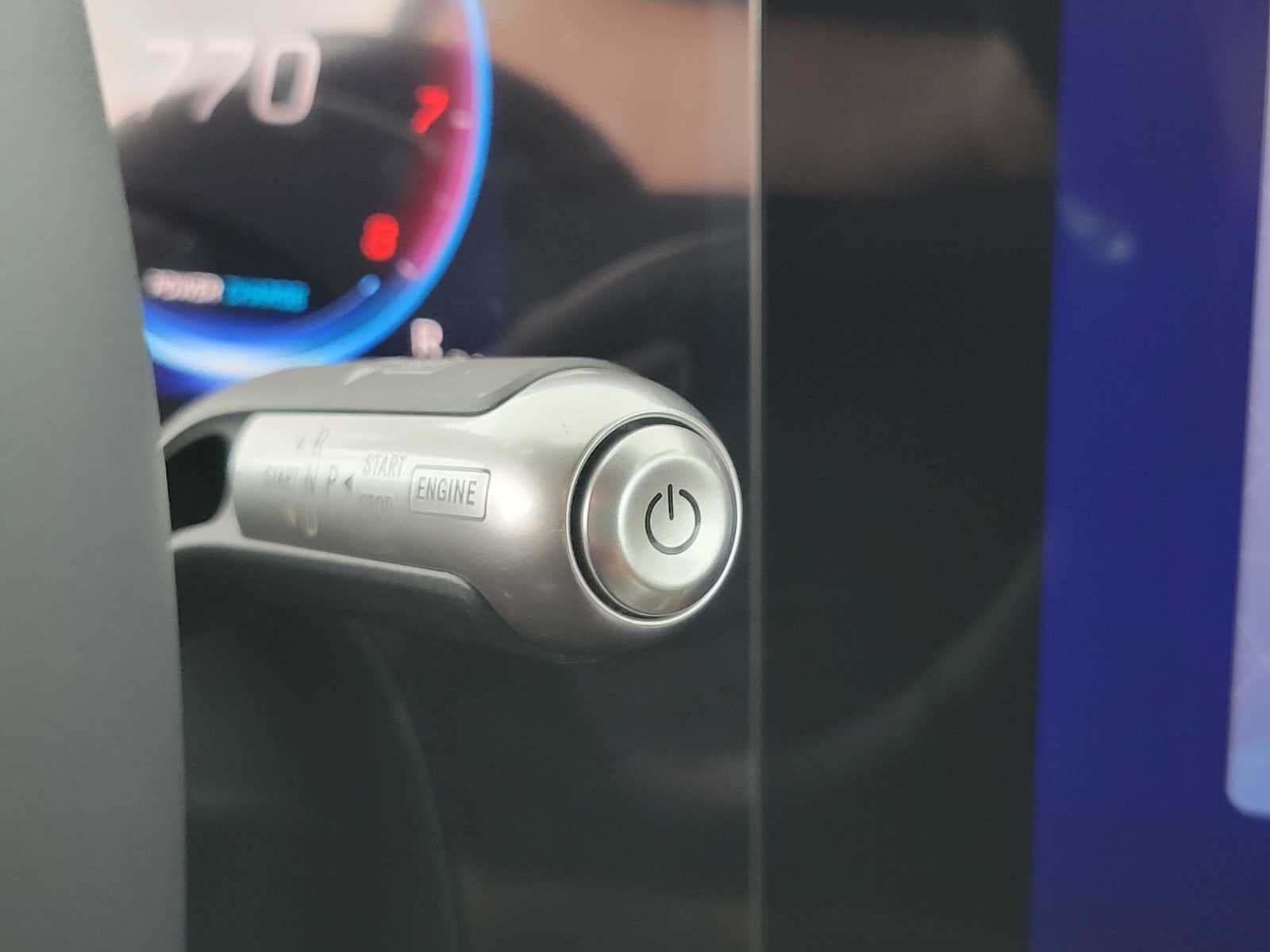 2027 Mercedes-Benz CLA 220 Hybrid FWD