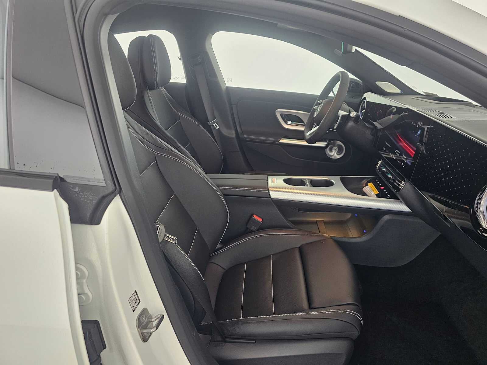 2027 Mercedes-Benz CLA 220 Hybrid FWD