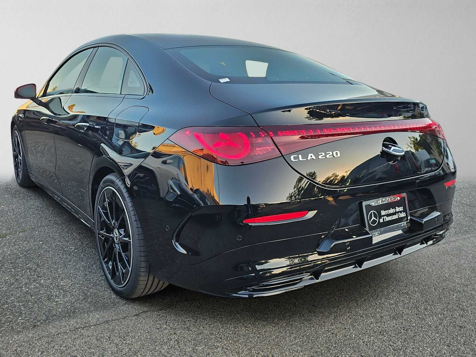 2027 Mercedes-Benz CLA 220 Hybrid FWD