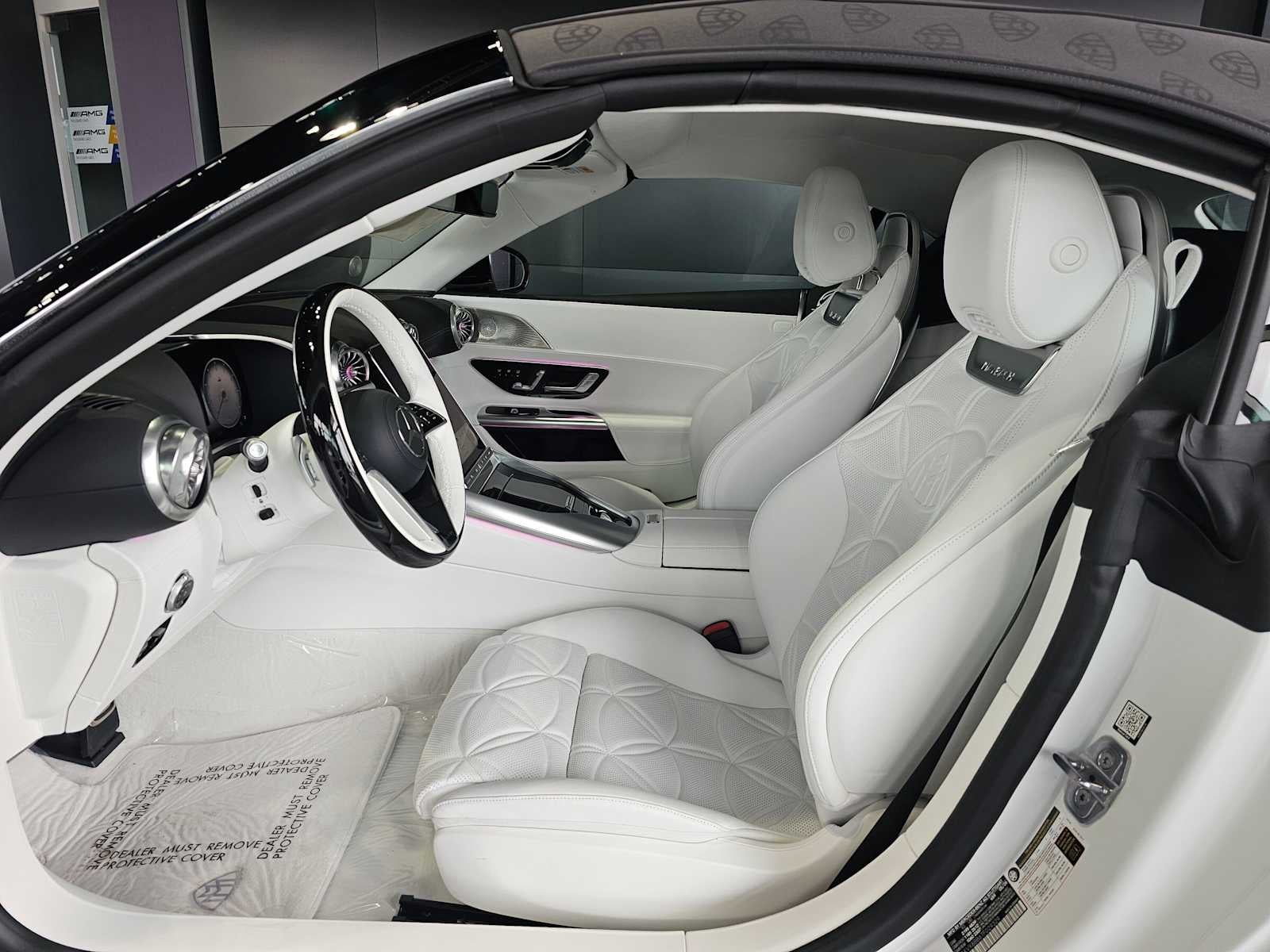 2026 Mercedes-Benz Maybach SL 680 Roadster