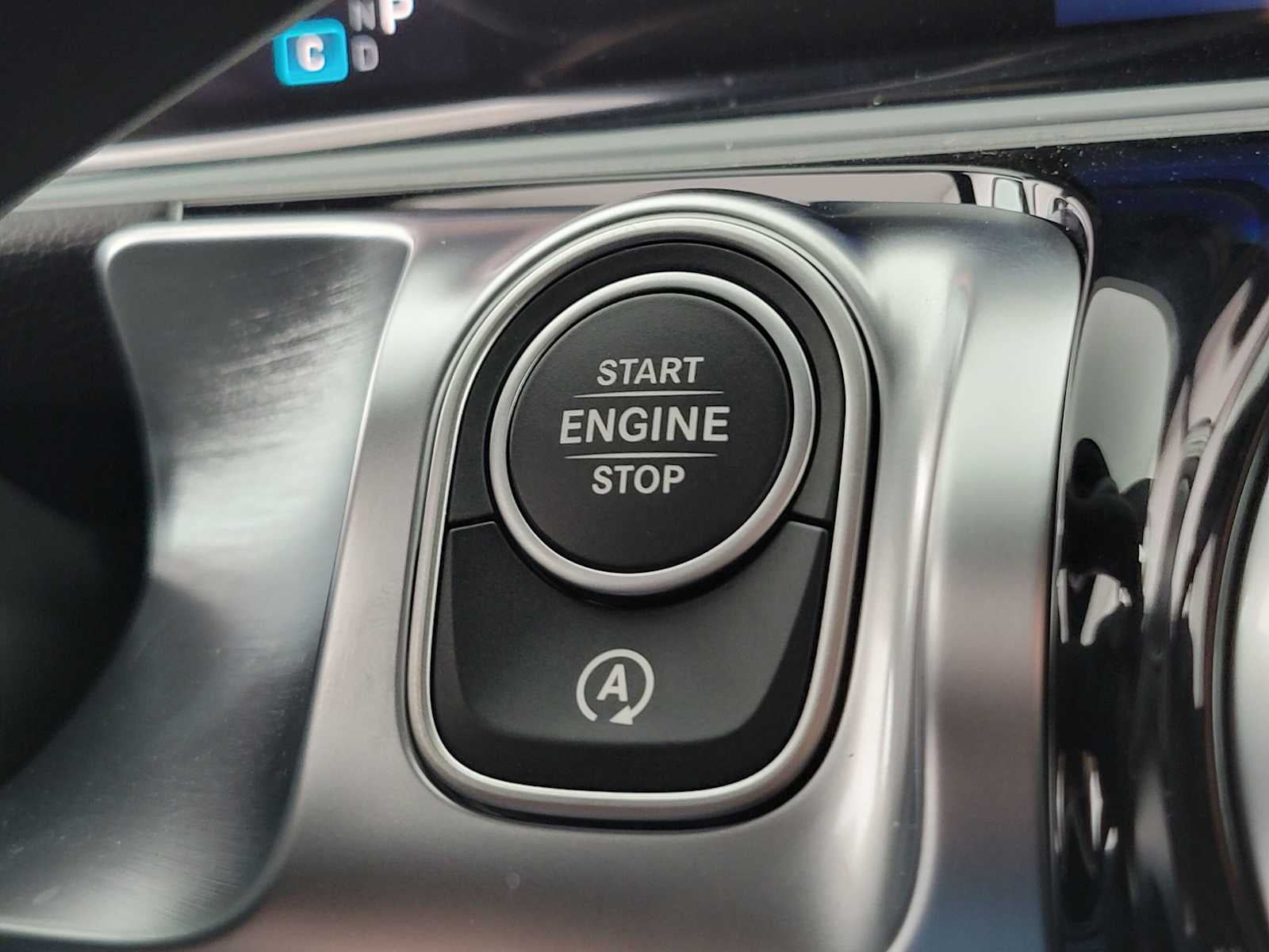 2026 Mercedes-Benz GLB 250 SUV