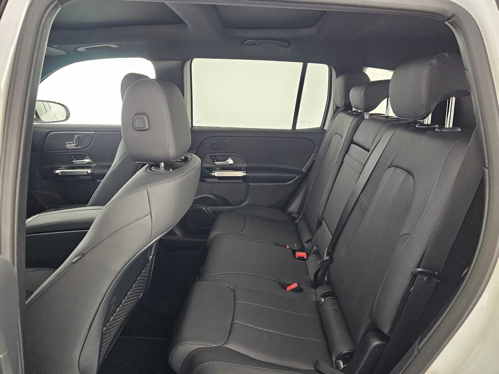 2026 Mercedes-Benz GLB 250 SUV
