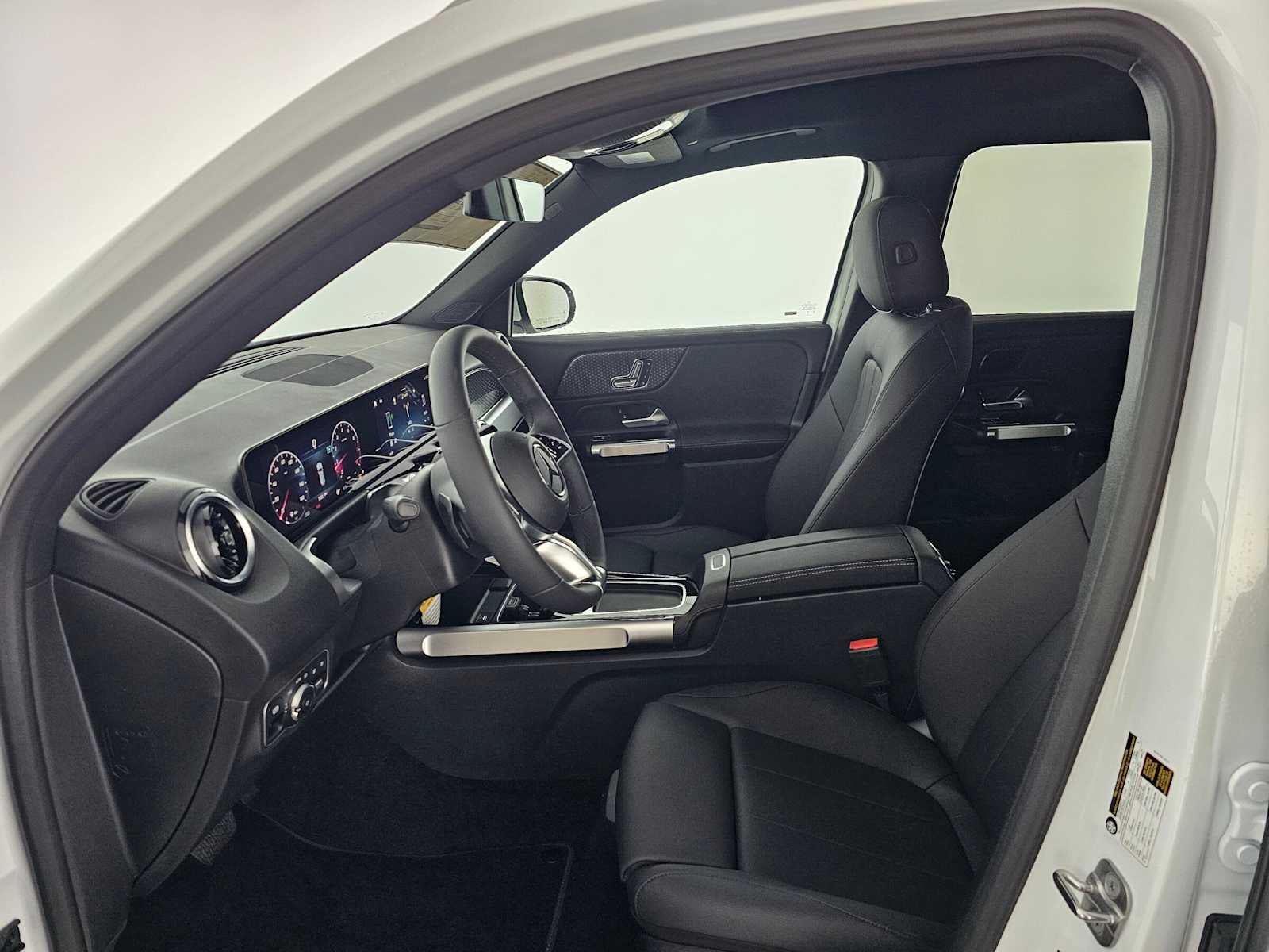 2026 Mercedes-Benz GLB 250 SUV