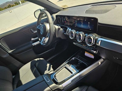 2026 Mercedes-Benz GLB 250 SUV