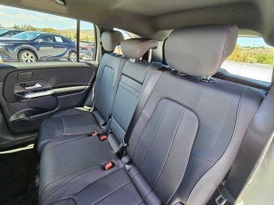 2026 Mercedes-Benz GLB 250 SUV