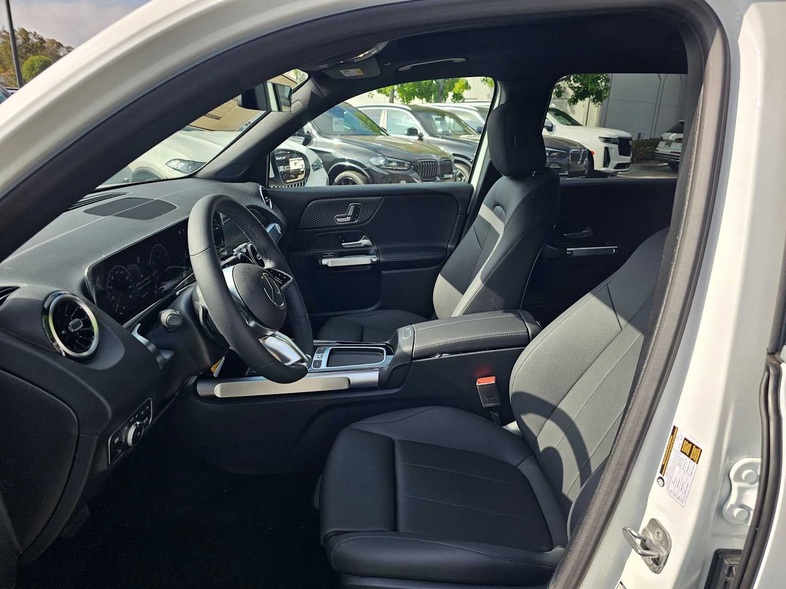 2026 Mercedes-Benz GLB 250 SUV