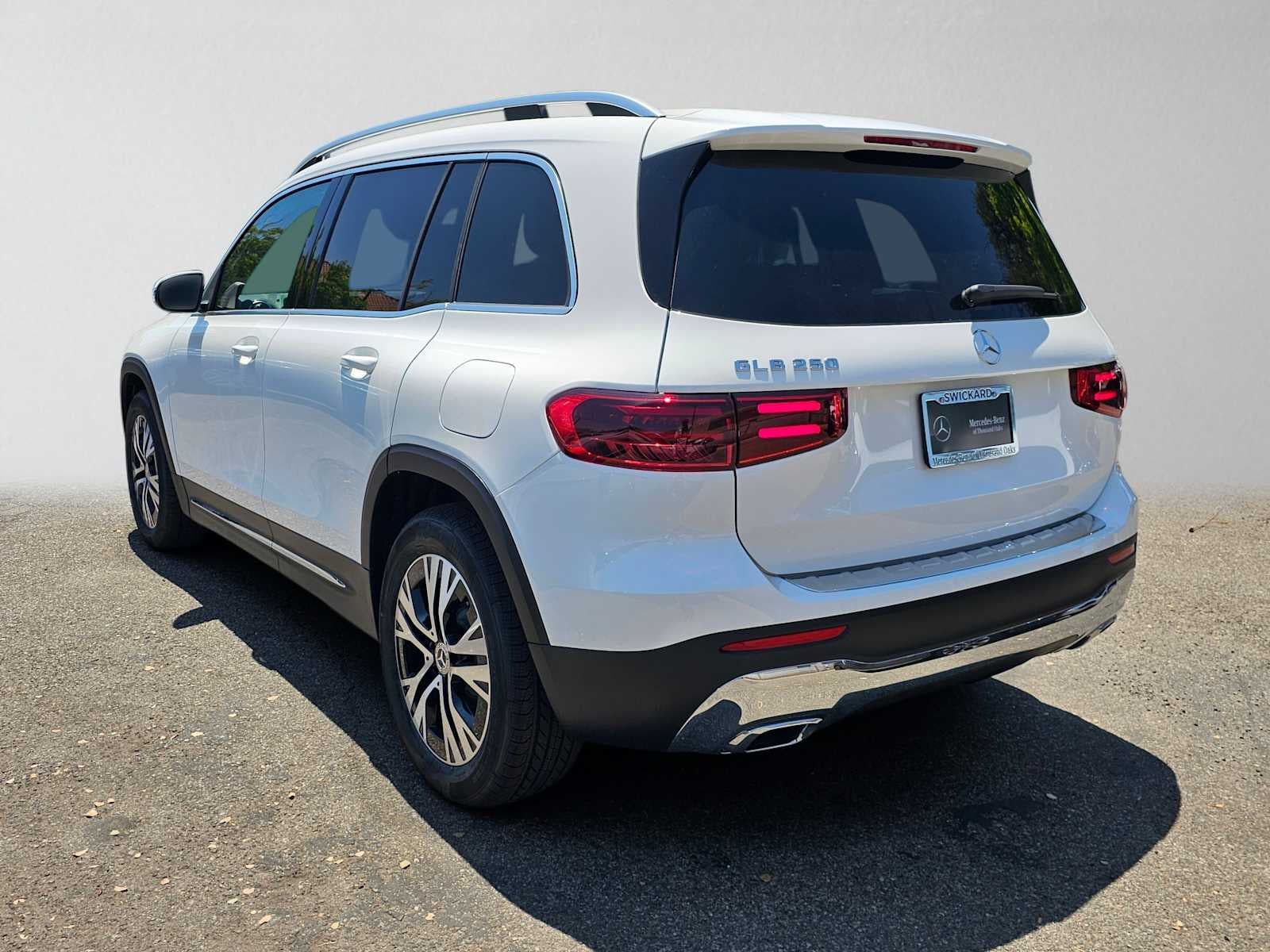 2026 Mercedes-Benz GLB 250 SUV