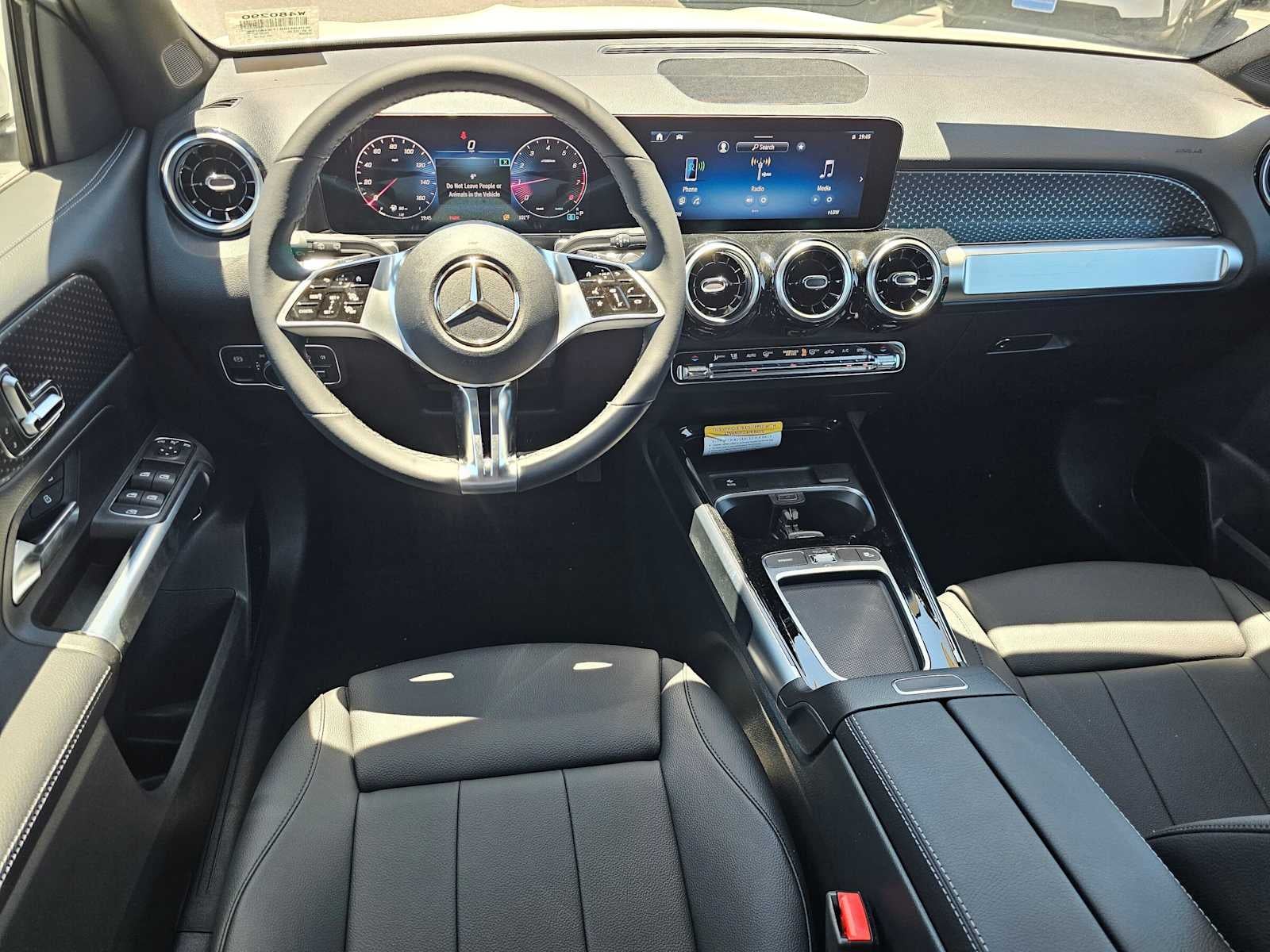 2026 Mercedes-Benz GLB 250 SUV