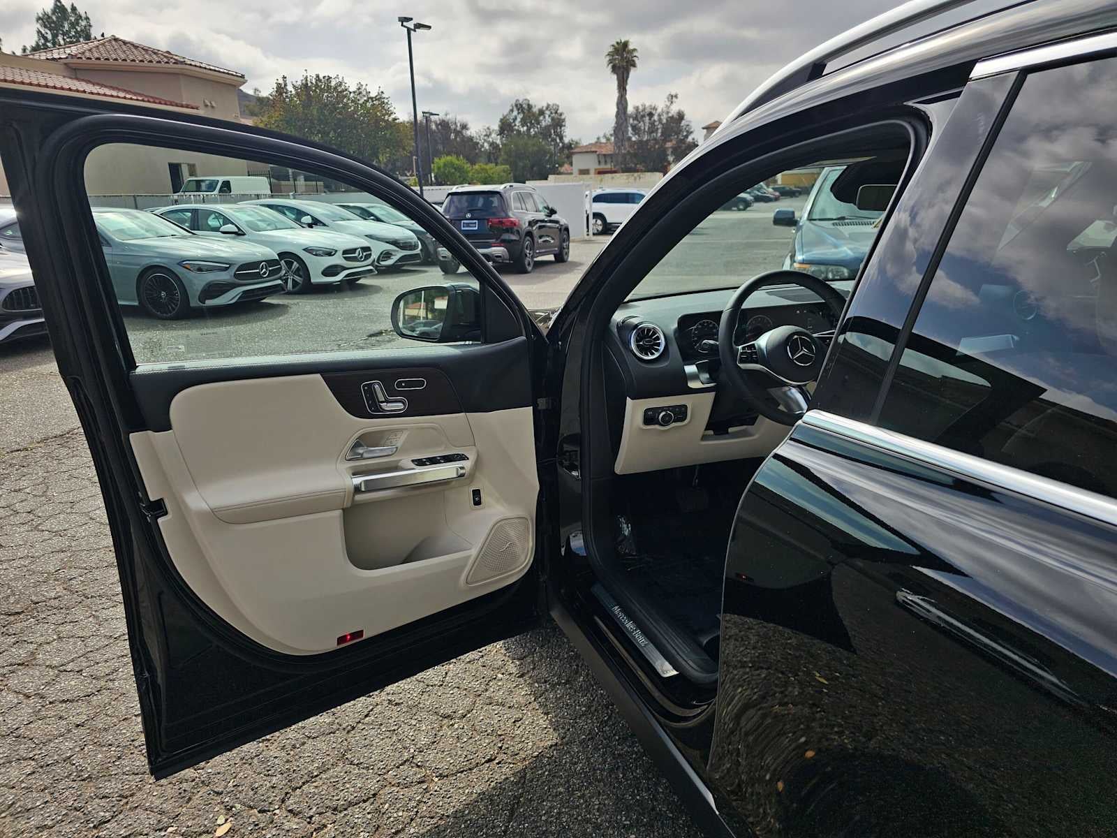 2026 Mercedes-Benz GLB 250 SUV