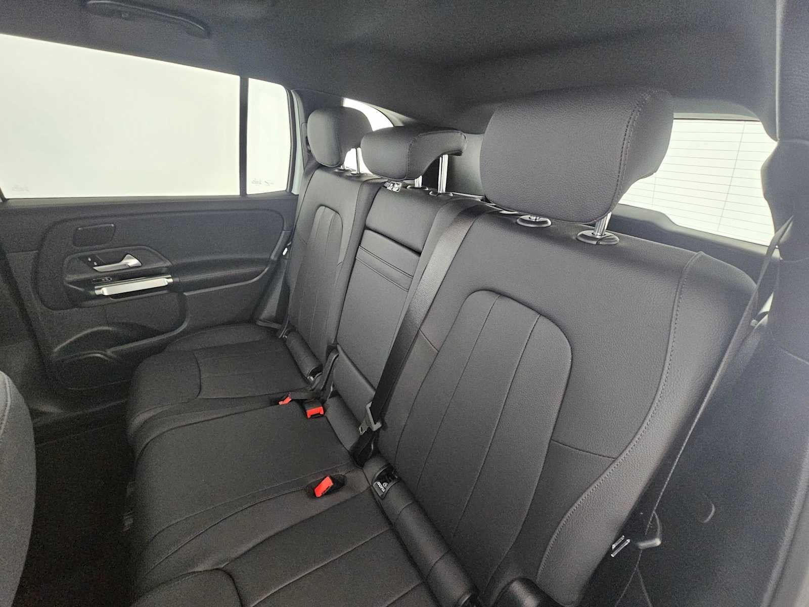 2026 Mercedes-Benz GLB 250 SUV