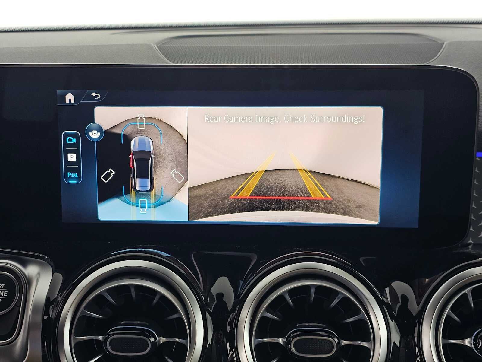 2026 Mercedes-Benz GLB 250 SUV