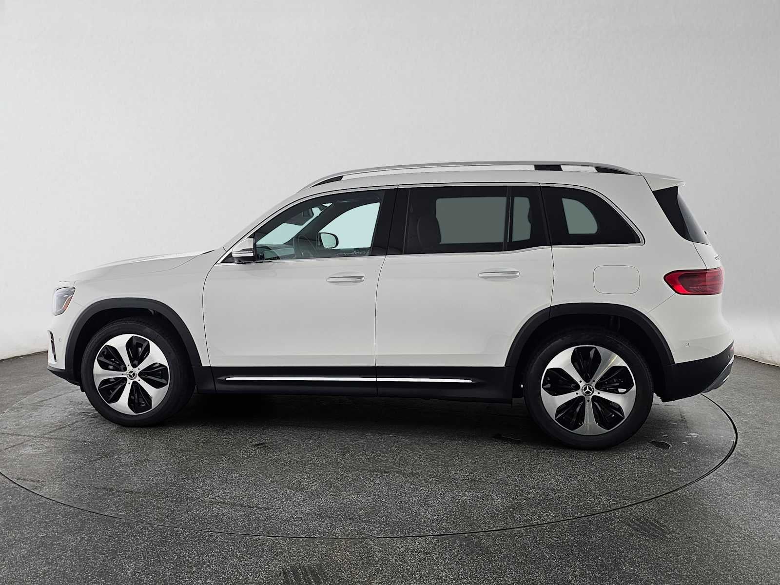 2026 Mercedes-Benz GLB 250 SUV