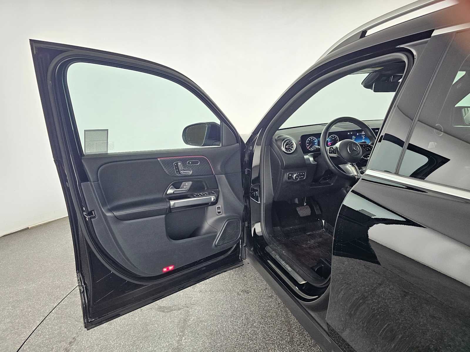 2024 Mercedes-Benz GLB 250 SUV