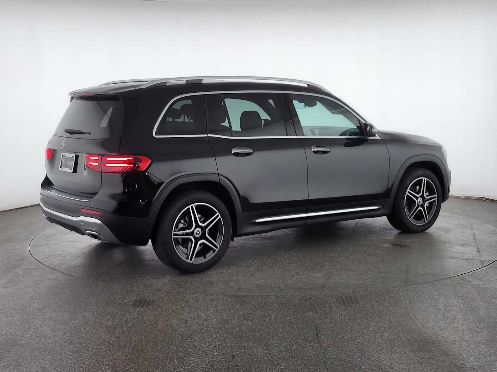 2026 Mercedes-Benz GLB 250 SUV