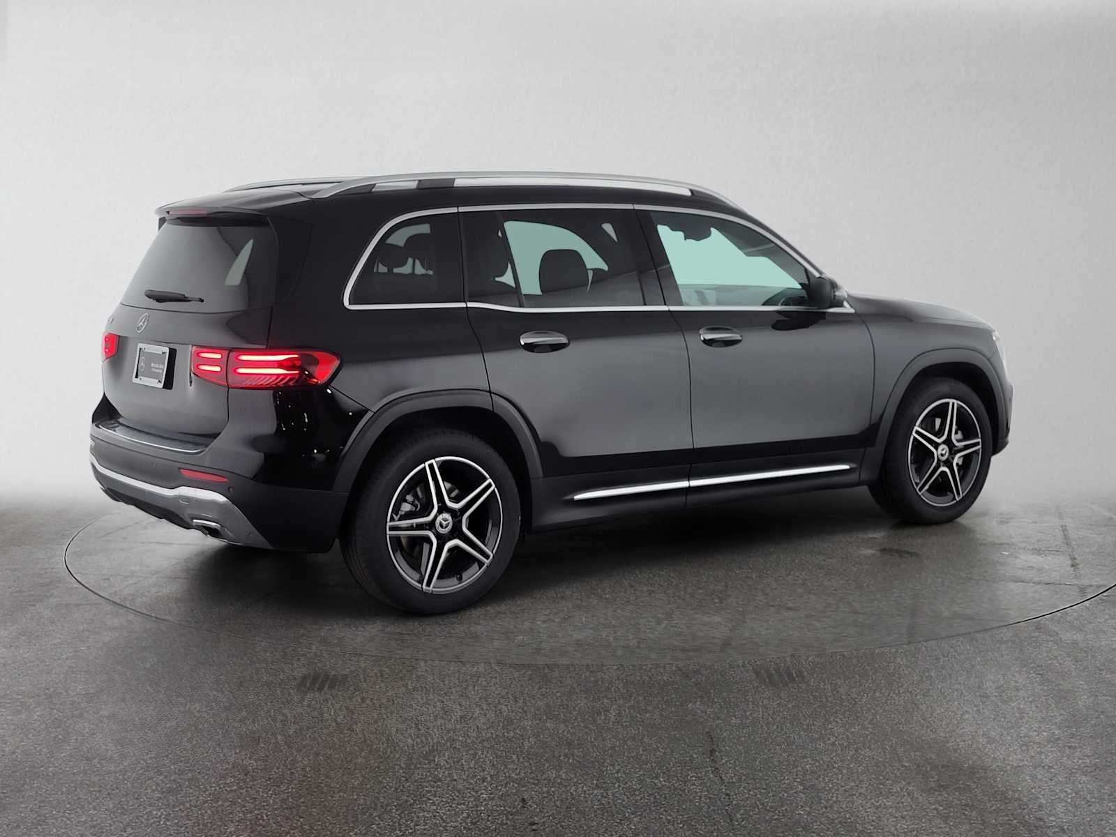 2026 Mercedes-Benz GLB 250 SUV