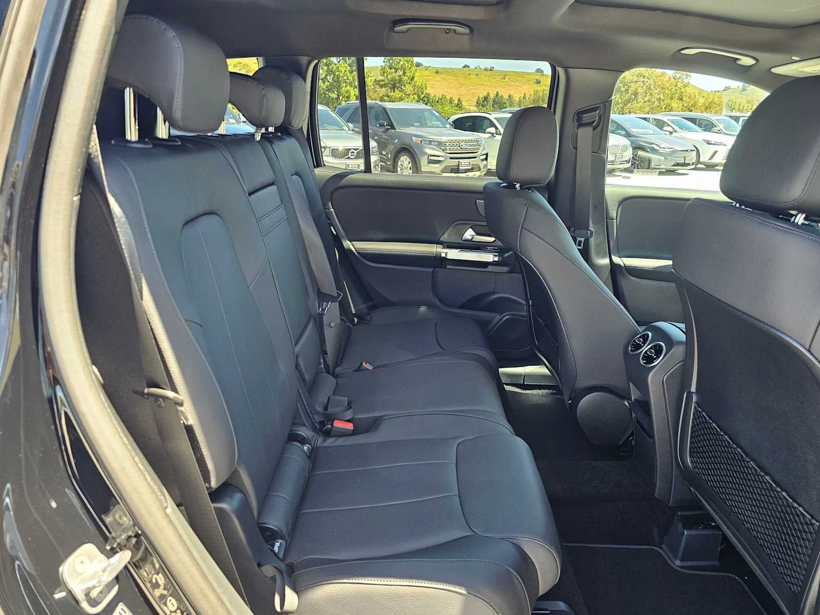 2026 Mercedes-Benz GLB 250 SUV