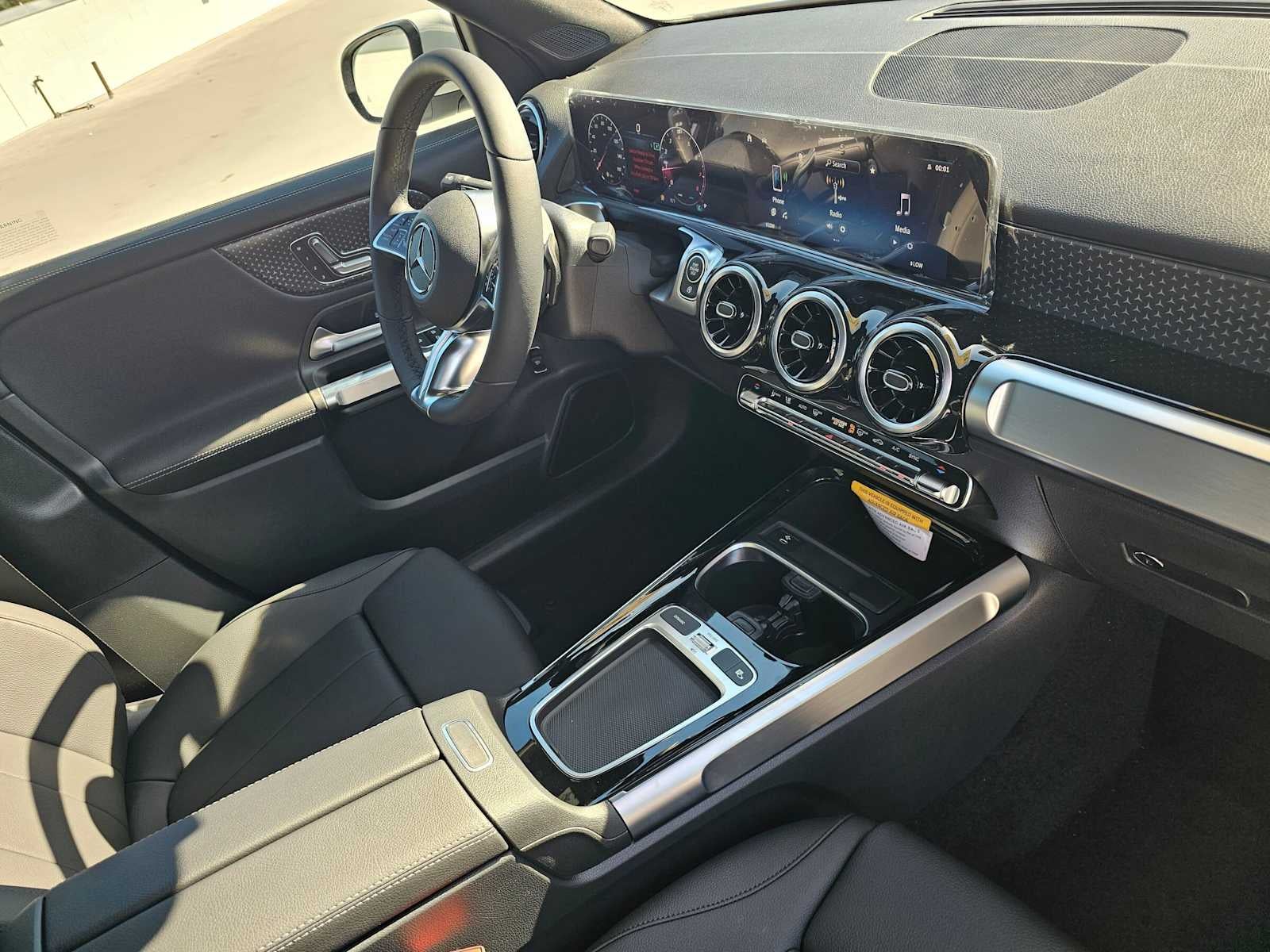 2026 Mercedes-Benz GLB 250 SUV