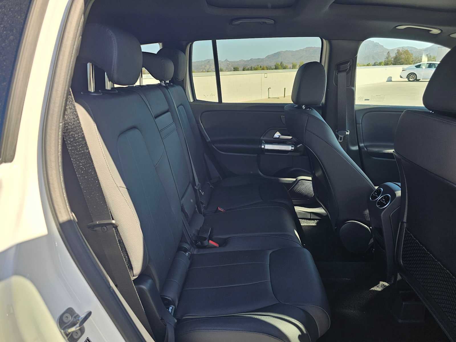 2026 Mercedes-Benz GLB 250 SUV