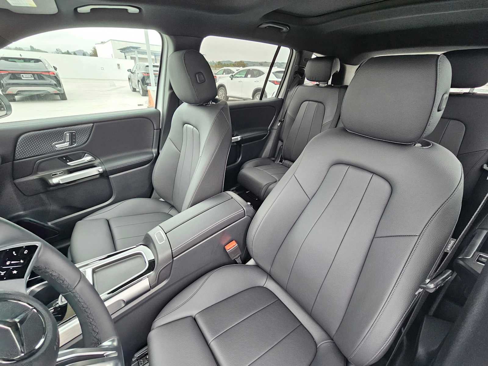 2026 Mercedes-Benz GLB 250 SUV