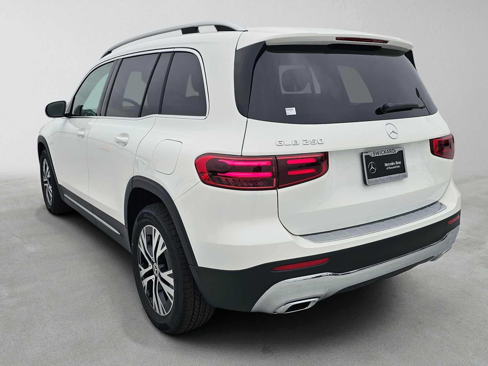 2026 Mercedes-Benz GLB 250 SUV