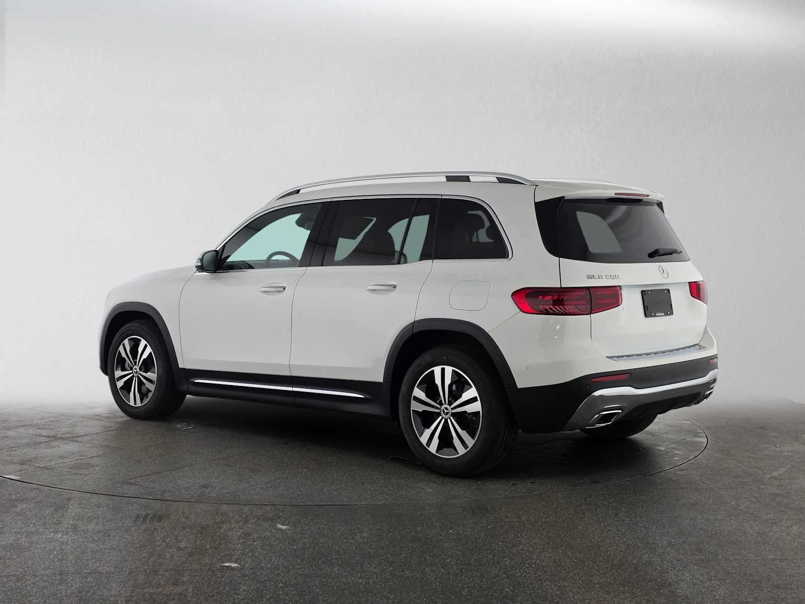 2026 Mercedes-Benz GLB 250 SUV