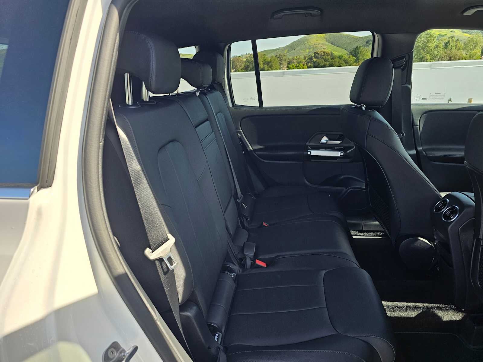 2026 Mercedes-Benz GLB 250 SUV