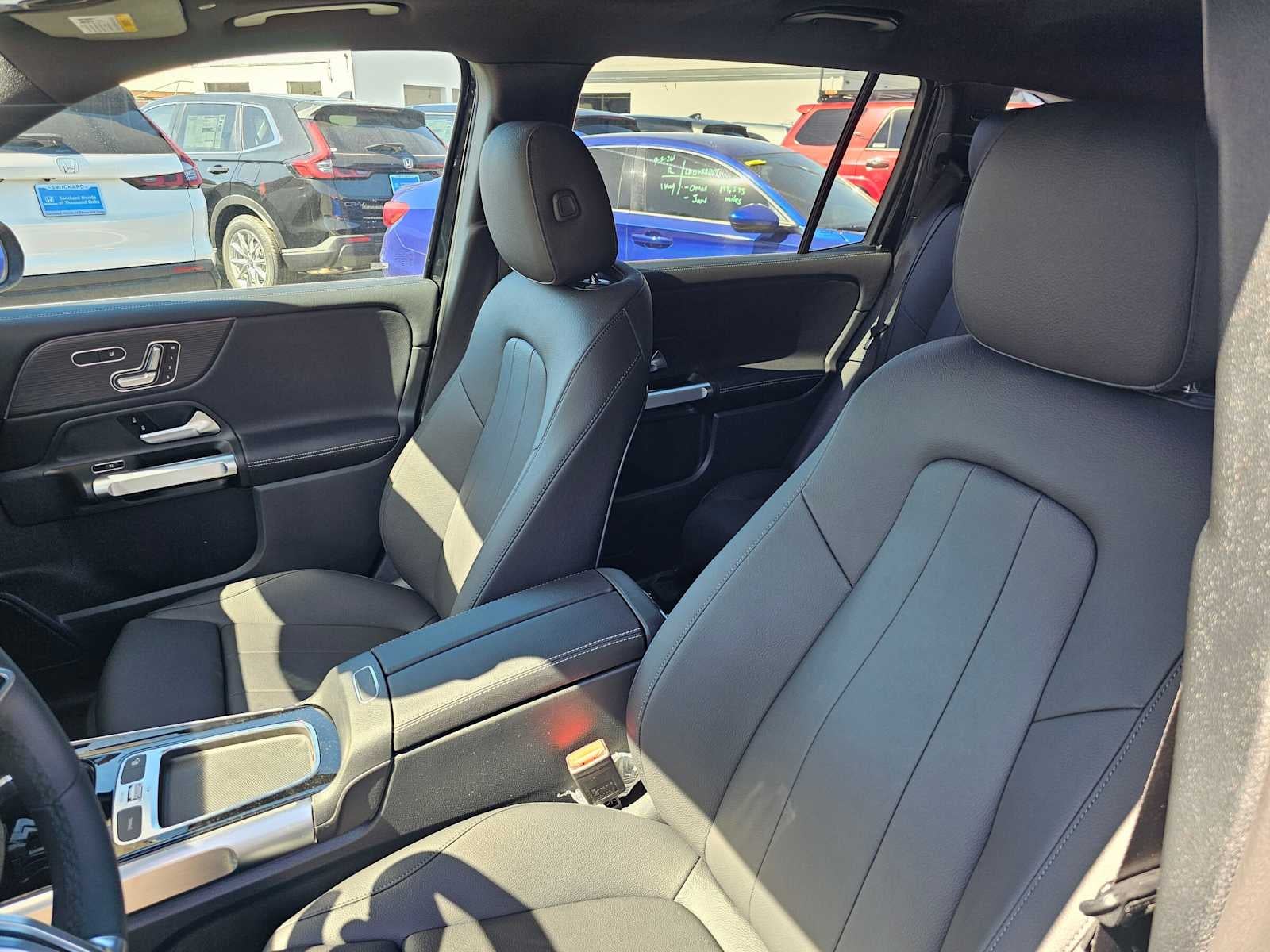 2026 Mercedes-Benz GLB 250 SUV