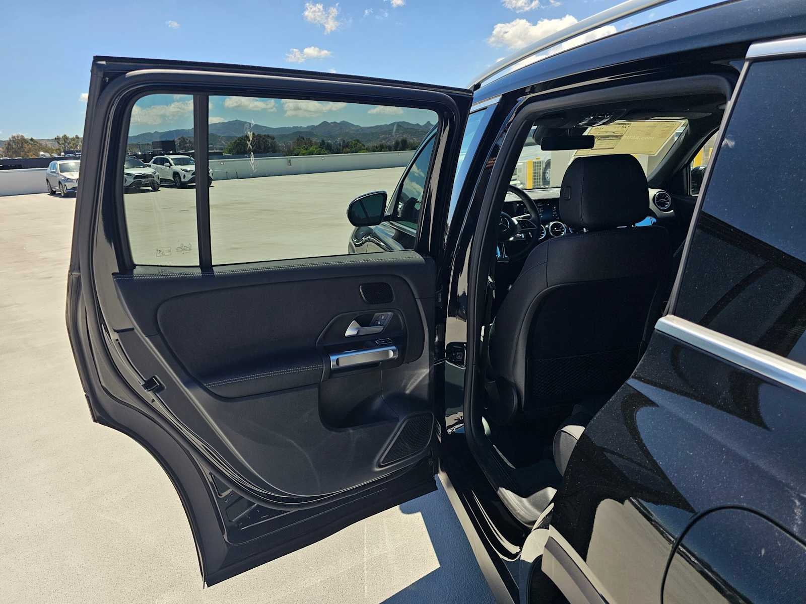 2026 Mercedes-Benz GLB 250 SUV