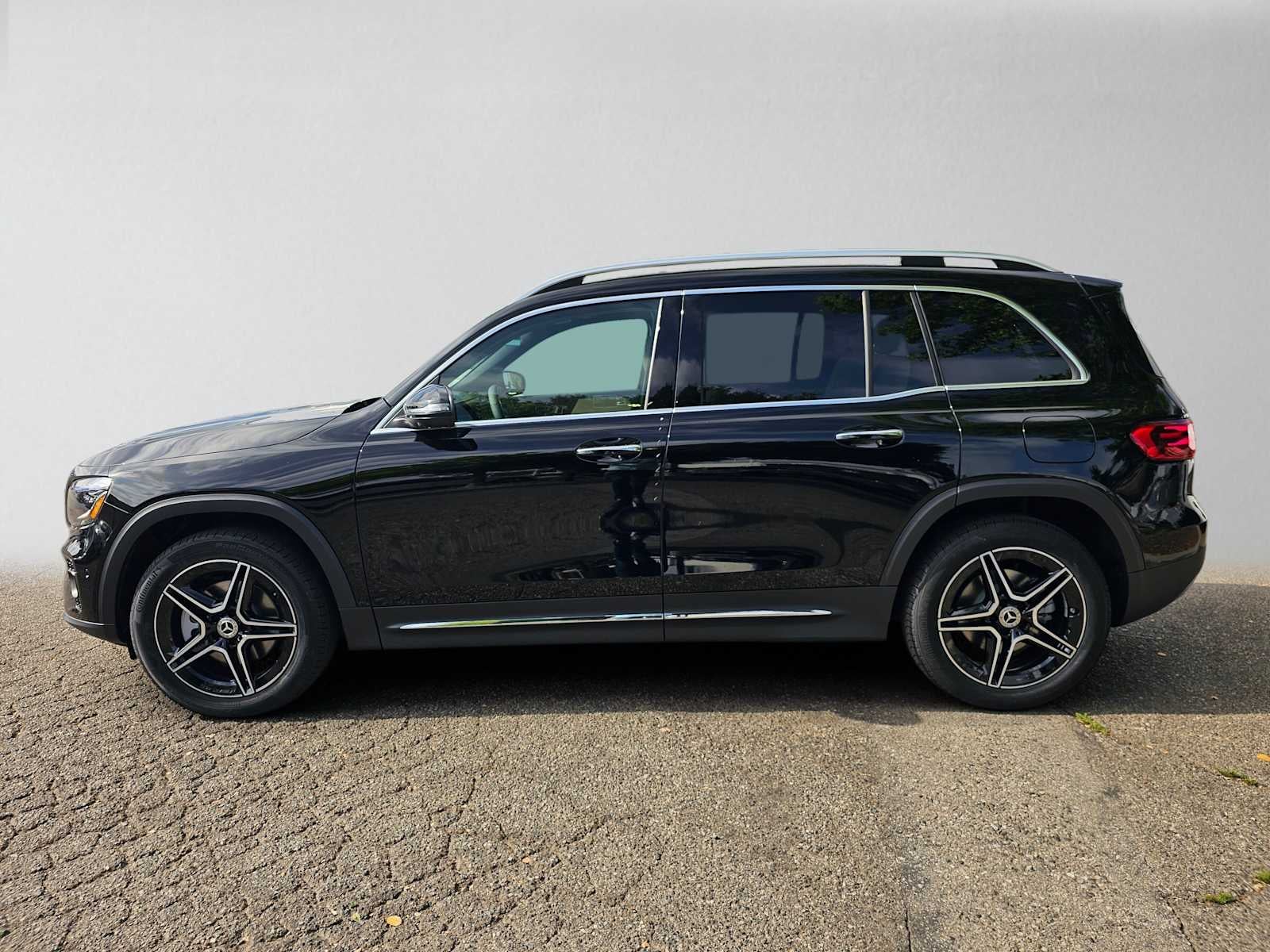 2026 Mercedes-Benz GLB 250 SUV