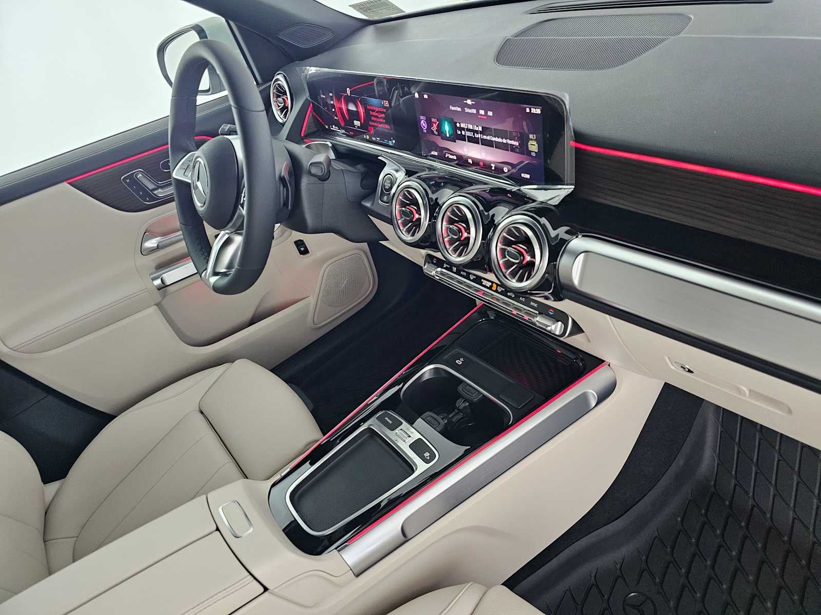 2026 Mercedes-Benz GLB 250 SUV