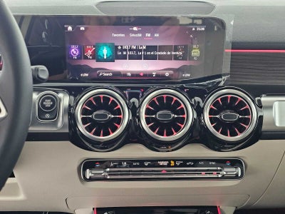 2026 Mercedes-Benz GLB 250 SUV