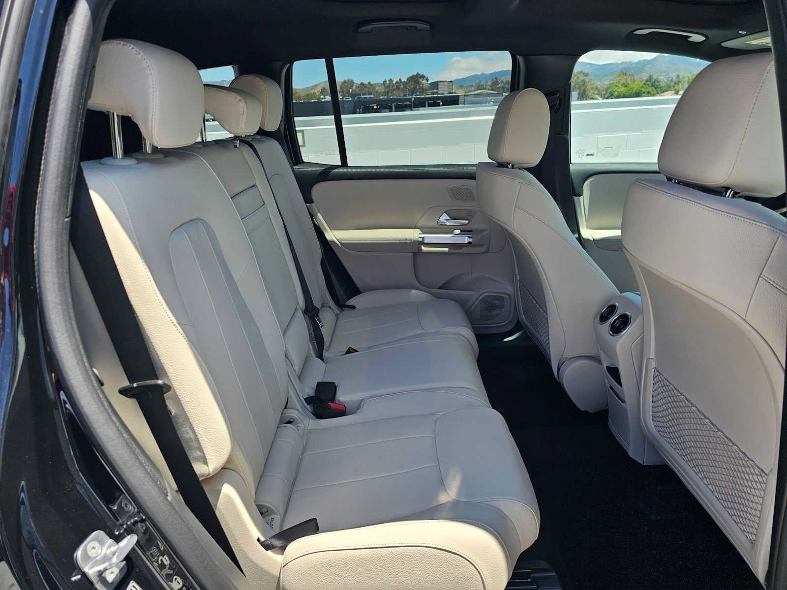 2026 Mercedes-Benz GLB 250 SUV