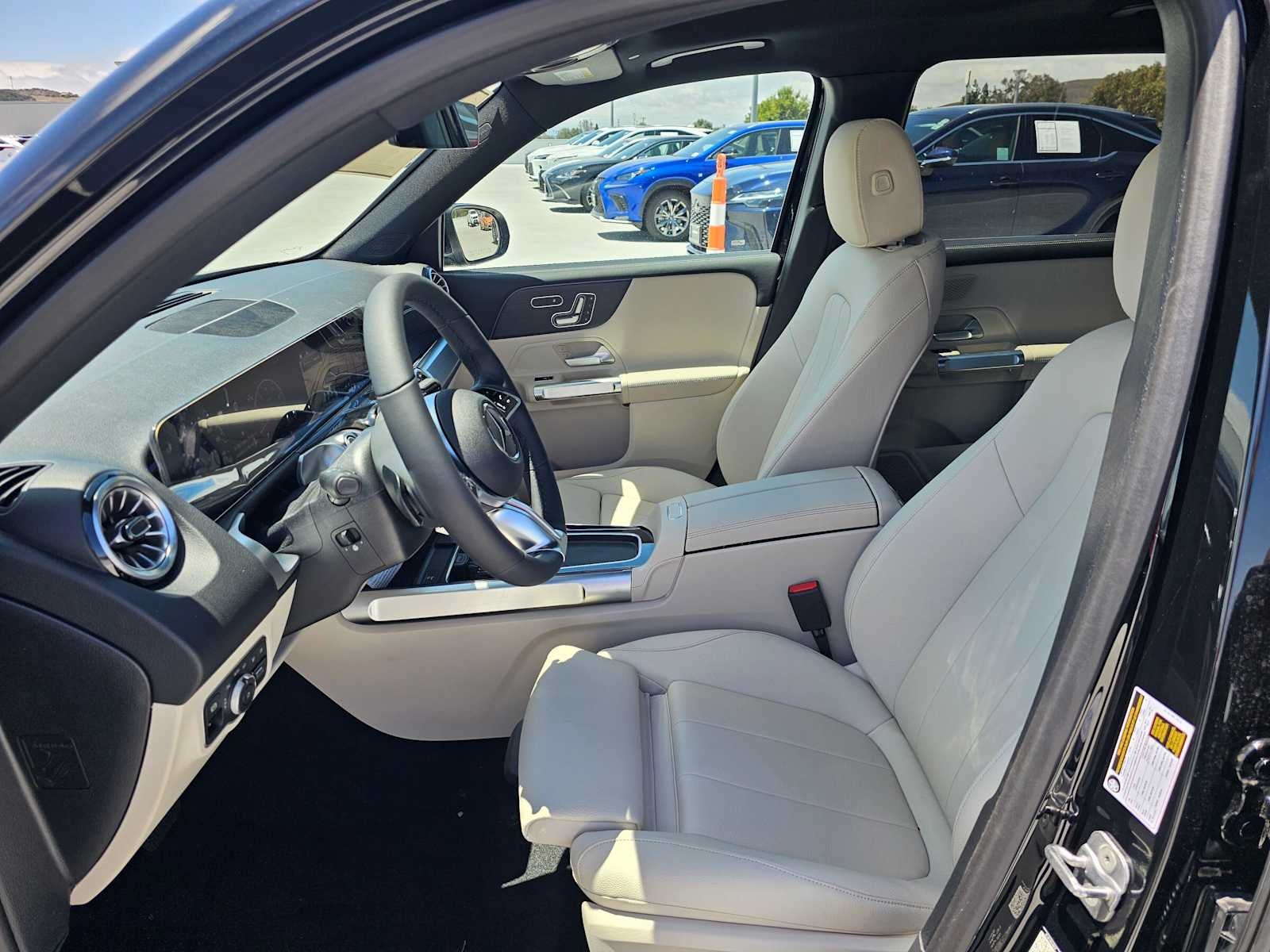 2026 Mercedes-Benz GLB 250 SUV