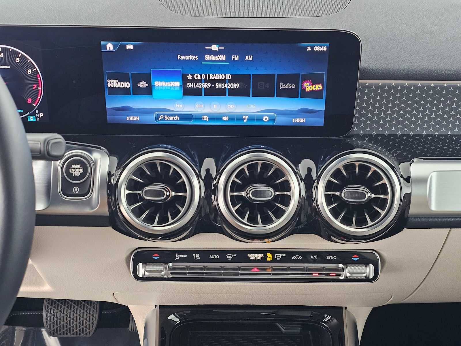 2025 Mercedes-Benz GLB GLB 250