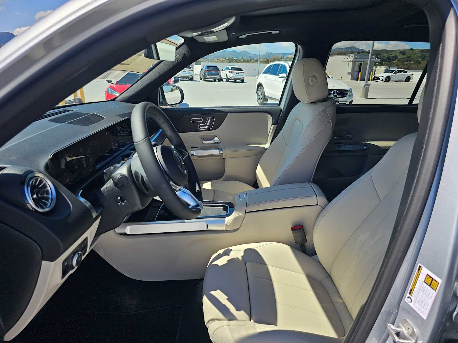 2026 Mercedes-Benz GLB 250 SUV