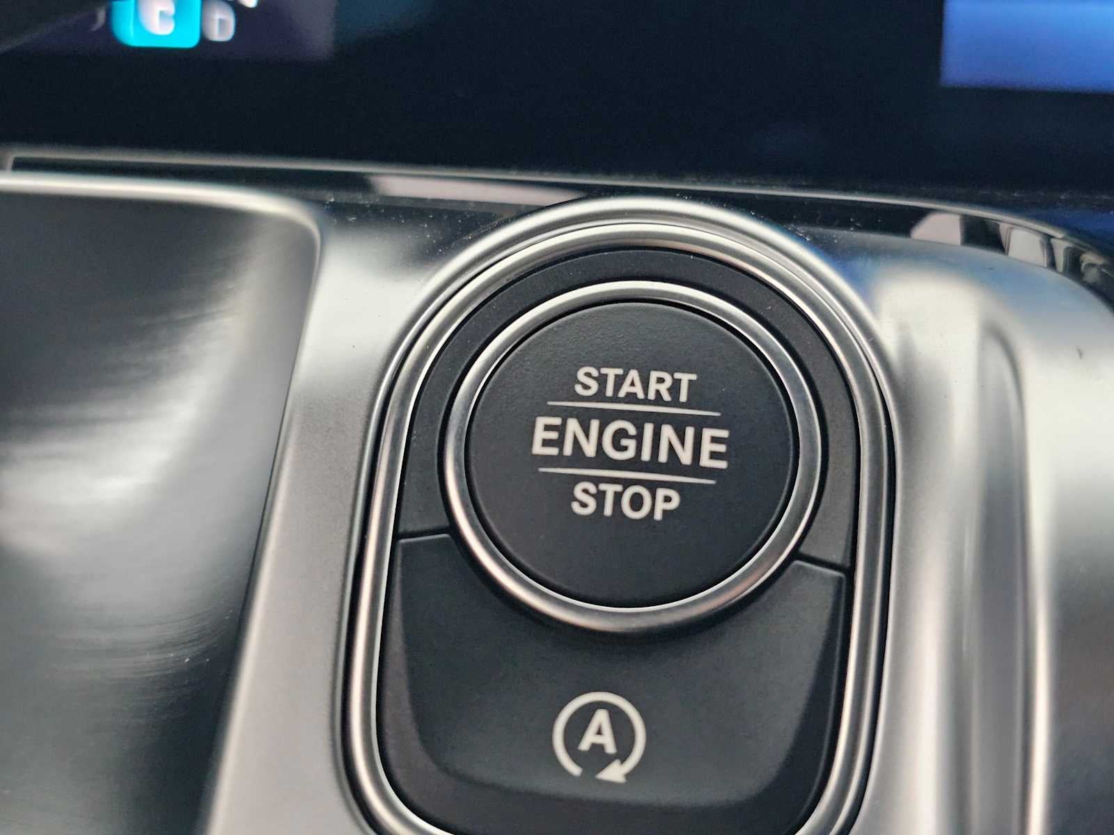 2026 Mercedes-Benz GLB 250 SUV