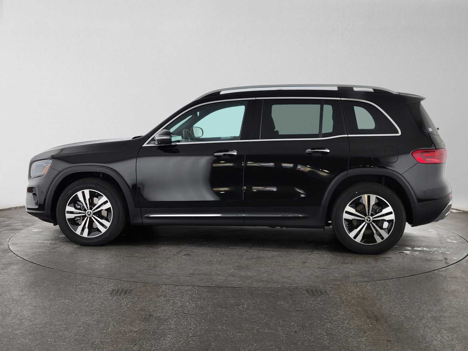 2026 Mercedes-Benz GLB 250 SUV