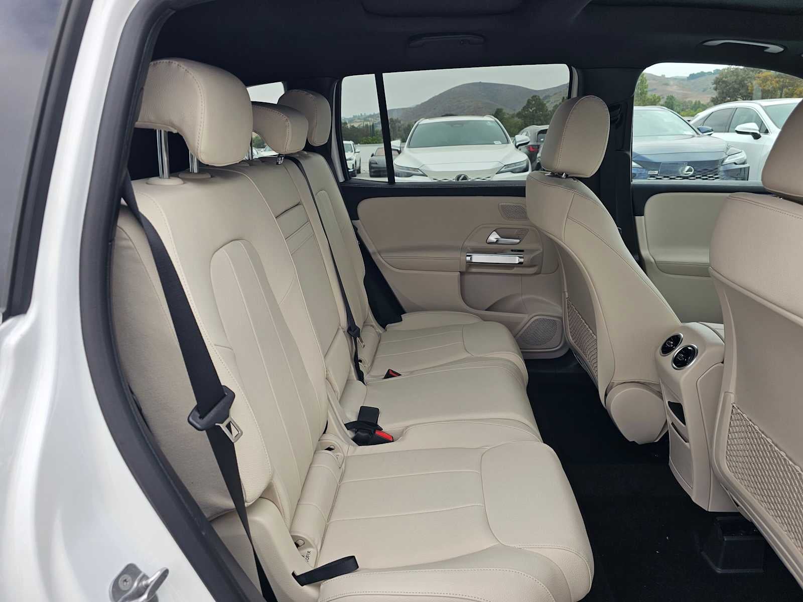 2026 Mercedes-Benz GLB 250 SUV