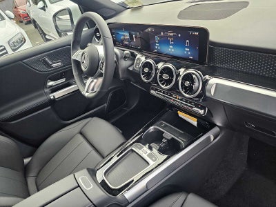 2026 Mercedes-Benz GLB 250 SUV
