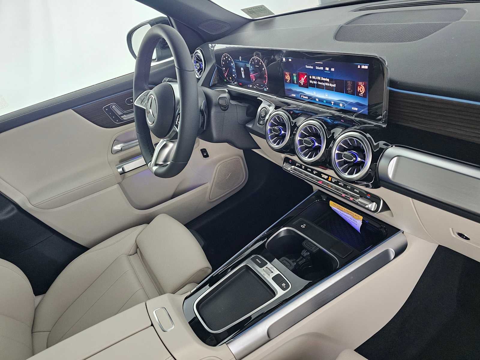 2026 Mercedes-Benz GLB 250 SUV