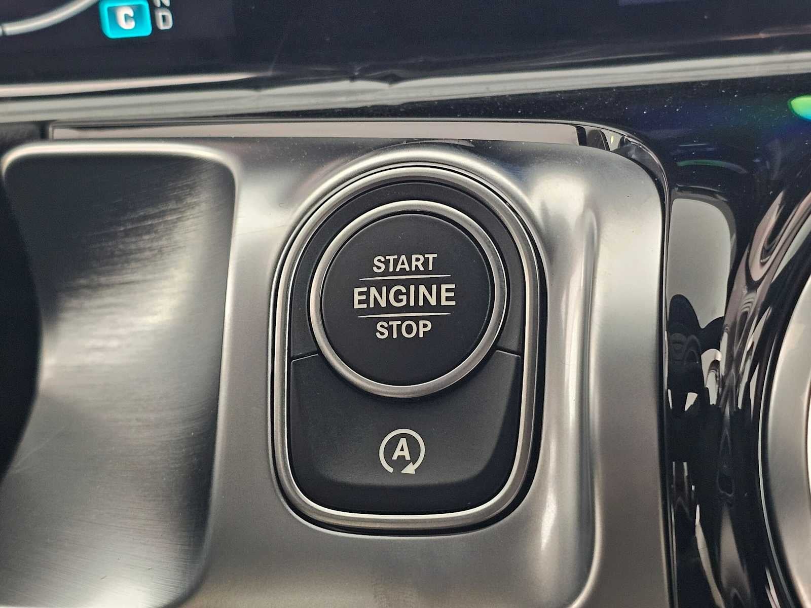 2026 Mercedes-Benz GLB 250 SUV