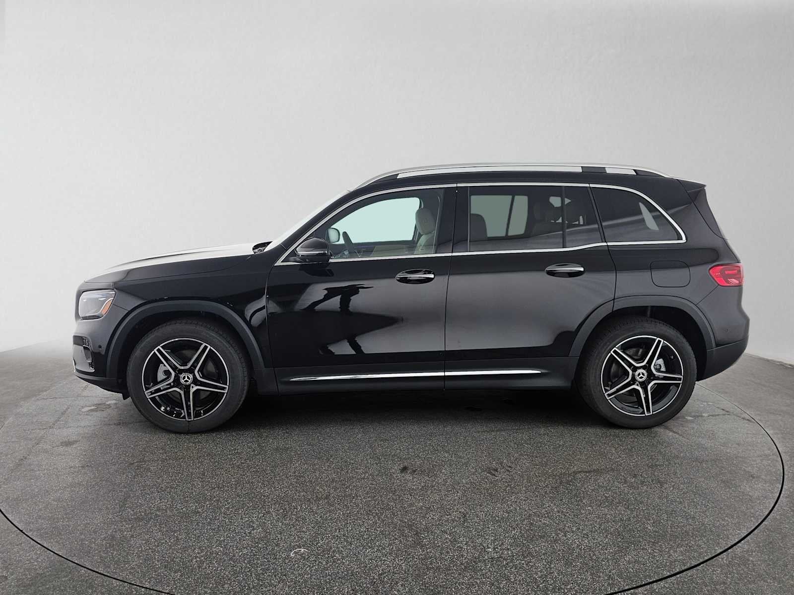 2026 Mercedes-Benz GLB 250 SUV