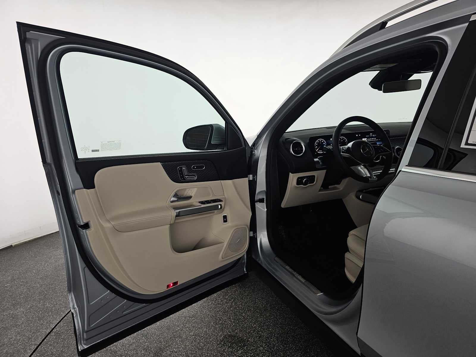 2026 Mercedes-Benz GLB 250 SUV