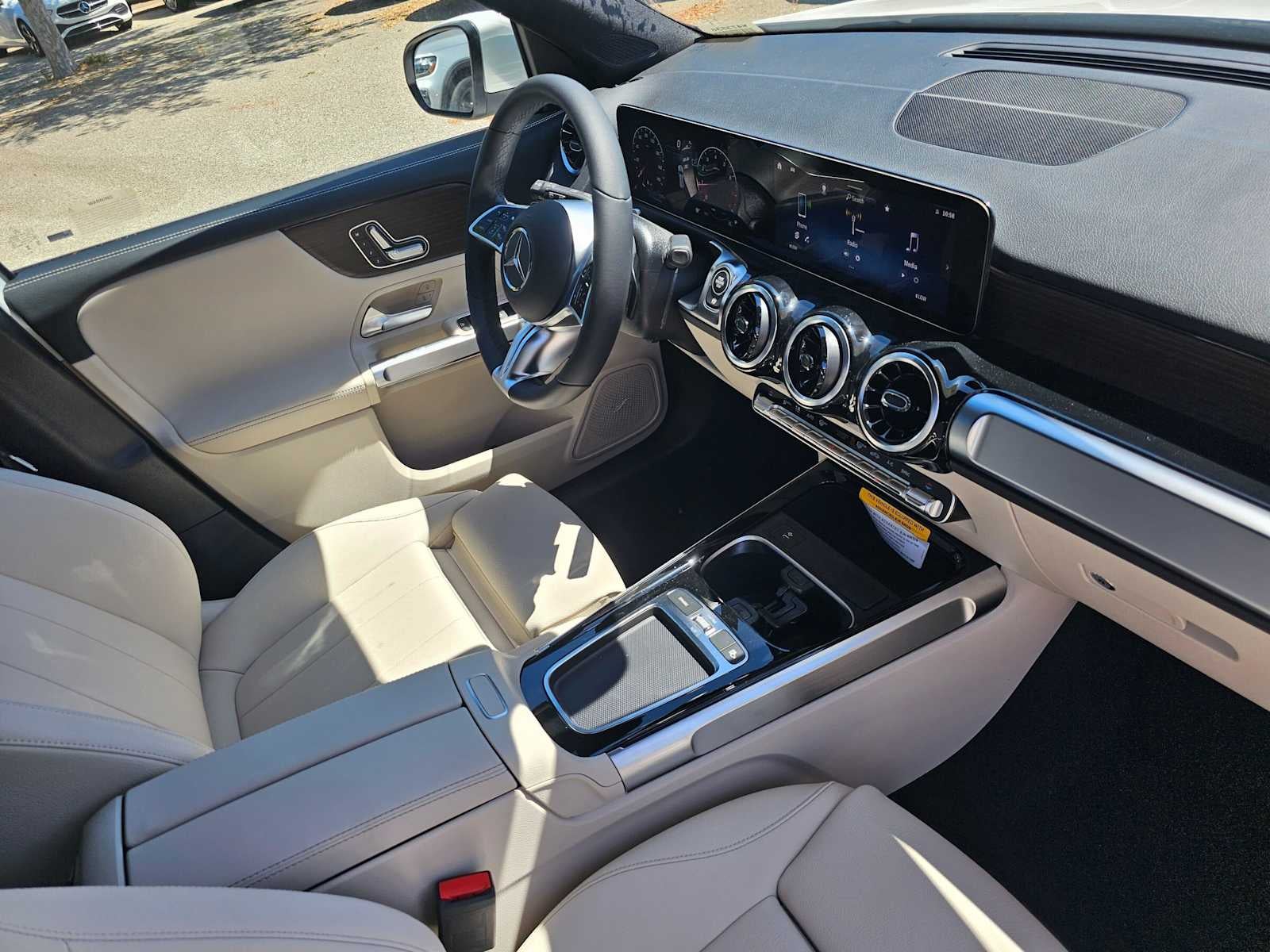 2026 Mercedes-Benz GLB 250 SUV
