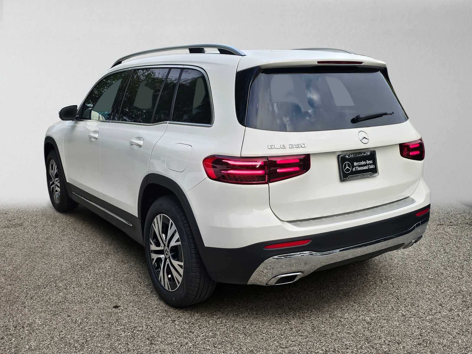 2026 Mercedes-Benz GLB 250 SUV